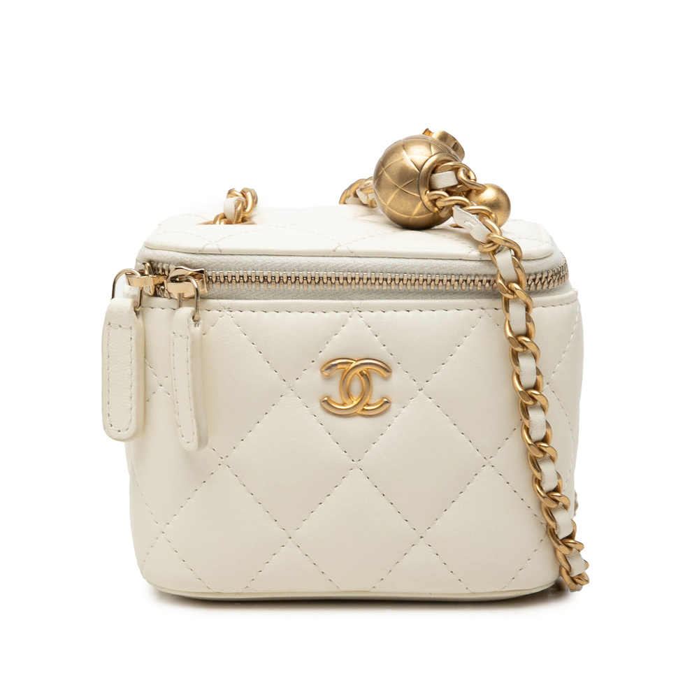 Pre-Loved Chanel Mini CC Quilted Lambskin Pearl Crush Vanity Case With Chain